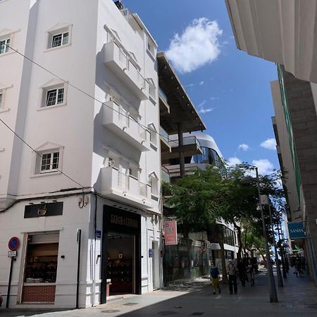 Apartamento En C/ Leon Y Castillo Arrecife  Exterior photo