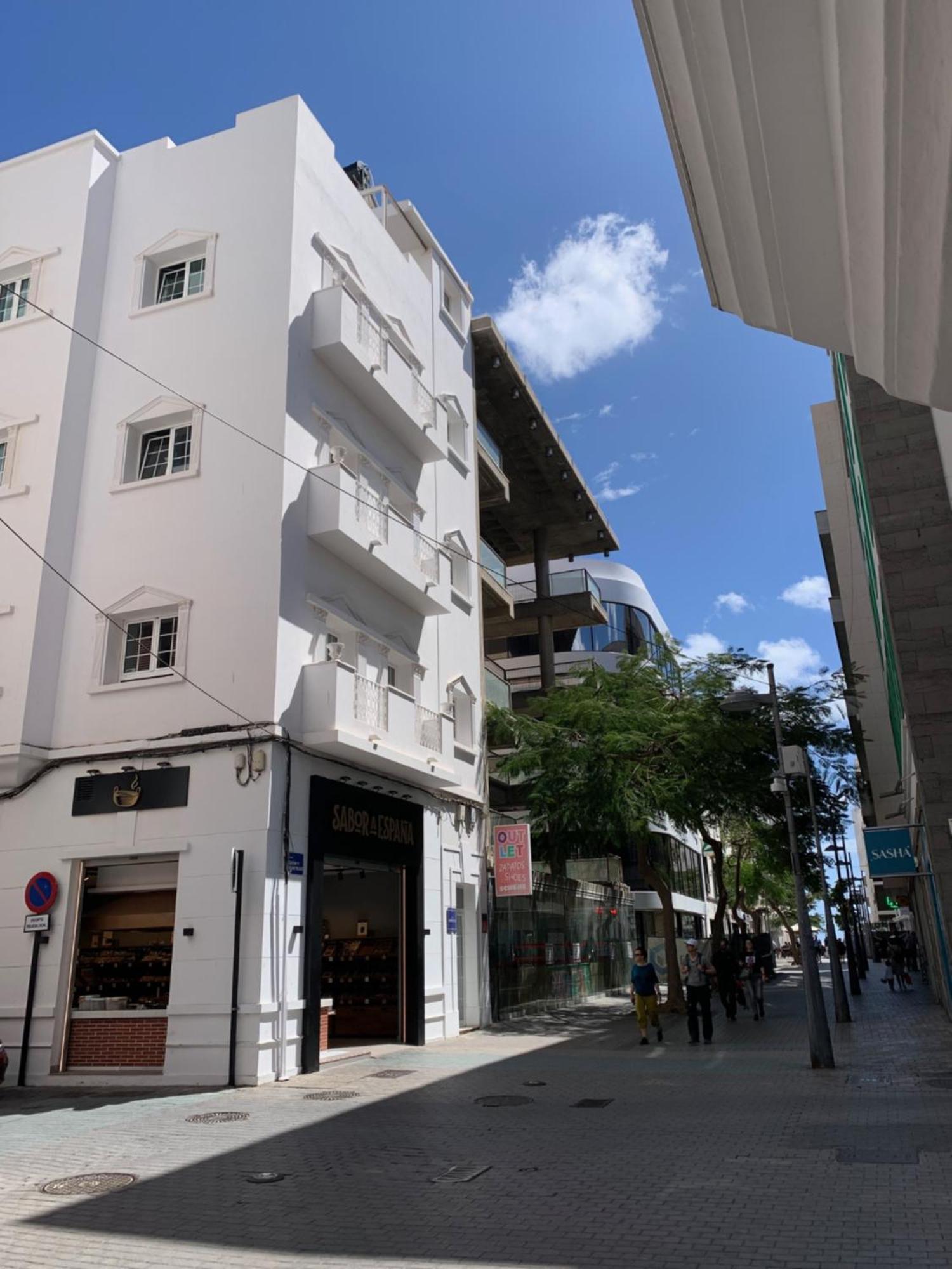 Apartamento En C/ Leon Y Castillo Arrecife  Exterior photo